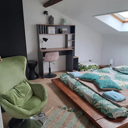 Atypique 80 M2 Joli 2 A 7 Pers Familial Renove Entier 3 Hyper Centre